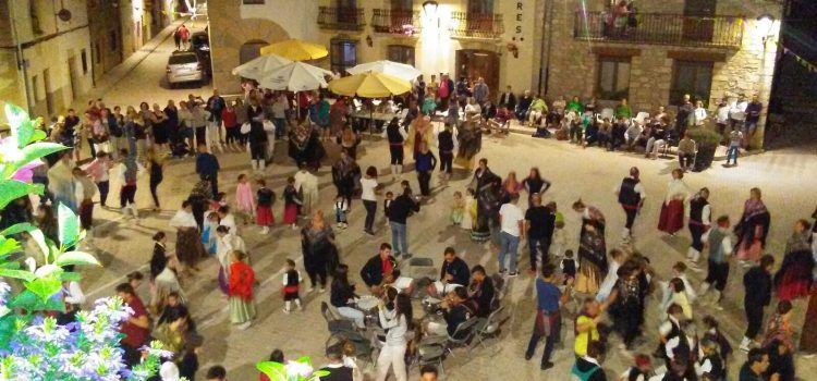 Ares celebra Sant Bartomeu i Santa Elena en l’últim cap de setmana de festejos