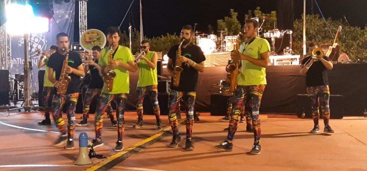Gran nit de la música a Sant Jordi amb l’exhibició nacional de xarangues i la Fúmiga