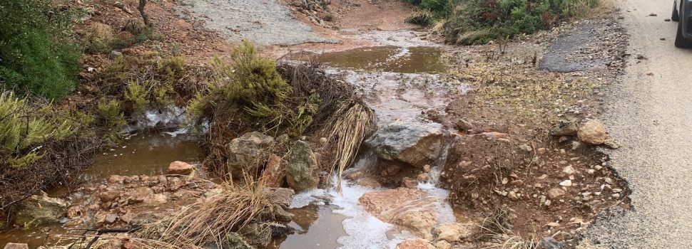 La forta tempesta d’aigua danya gran part dels camins rurals de Santa Magdalena