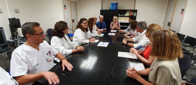 La consellera de Sanitat, en la presa de possessió de la  gerent del departament de Salut de Vinaròs