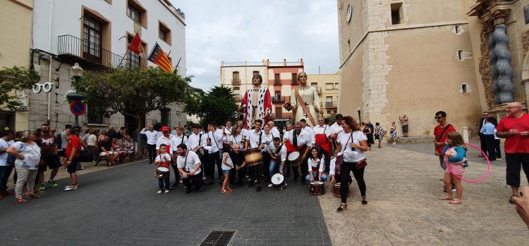 Germanor entre dolçainers i tabaleters de Moixent i Vinaròs