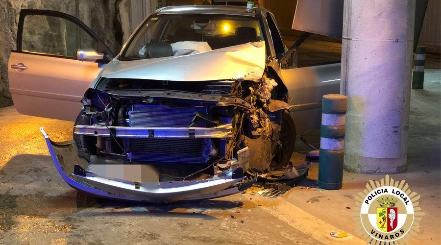 Accident i denúncia per positiu en drogues i alcohol a Vinaròs