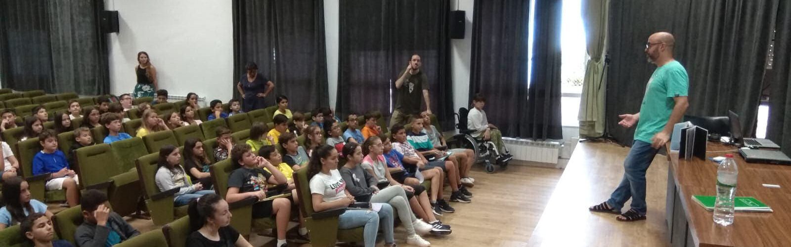 Xerrada de Jordi Maura, de 3x4info, a l’IES Coromines de Benicarló per un treball per projecte