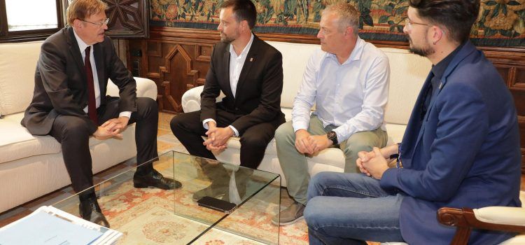 Ximo Puig rep l’alcalde de Vinaròs Guillem Alsina