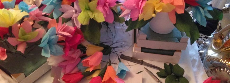 Flors per als carrers de les Quinquennals d’Alcanar