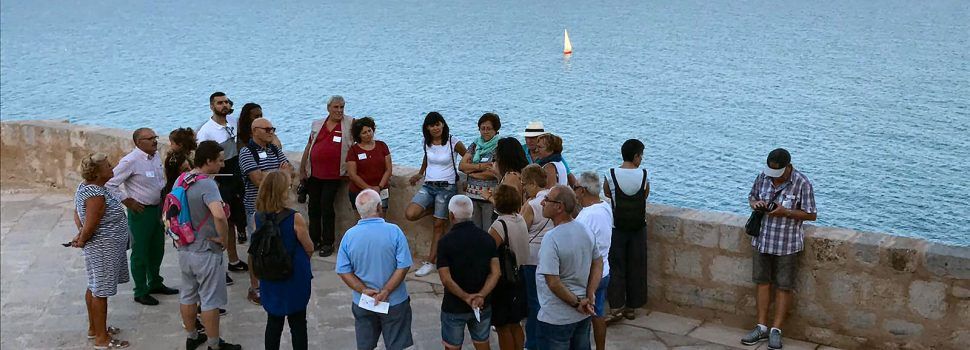 El Castell de Peníscola rep a més de 1.250 persones en la jornada de portes obertes per a celebrar el Dia Mundial del Turisme