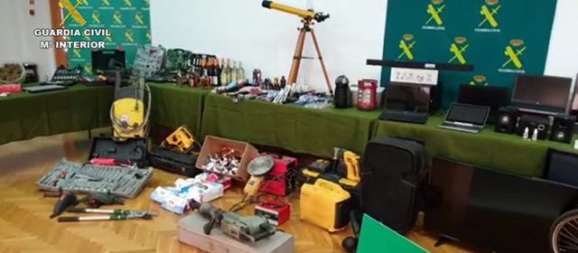 La Guardia Civil desarticula un grupo especializado en robos en edificios públicos, colegios y farmacias