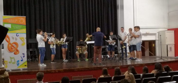 La Alianza de Vinaròs inaugura el curs