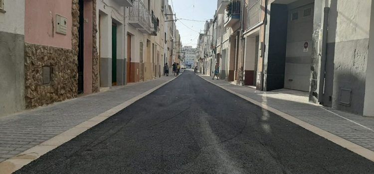 Finalitzen les obres del carrer Sant Agustí abans de Quinquennals a Alcanar