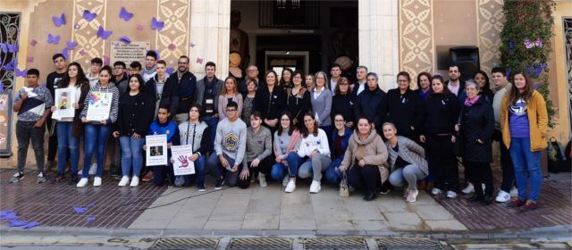 Benicarló manifesta el seu rebuig a la violència masclista