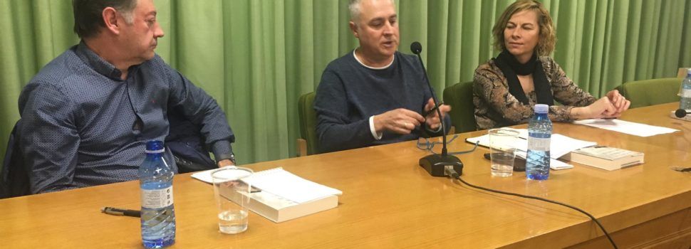 Julio César Cano presenta el seu llibre, ‘Flores Muertas’ a Vilafranca