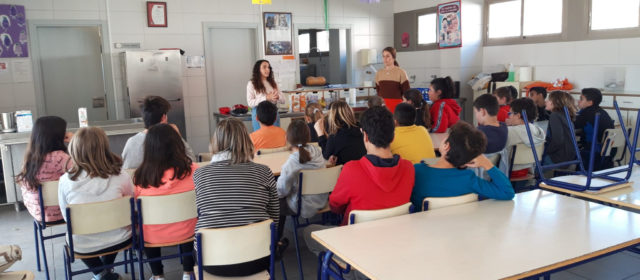 Comença a Vinaròs la campanya de Begudes Saludables per a adolescents