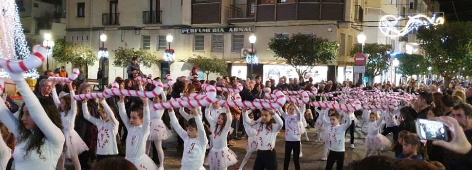 Vinaròs balla al Nadal pels carrers amb L’Esplai