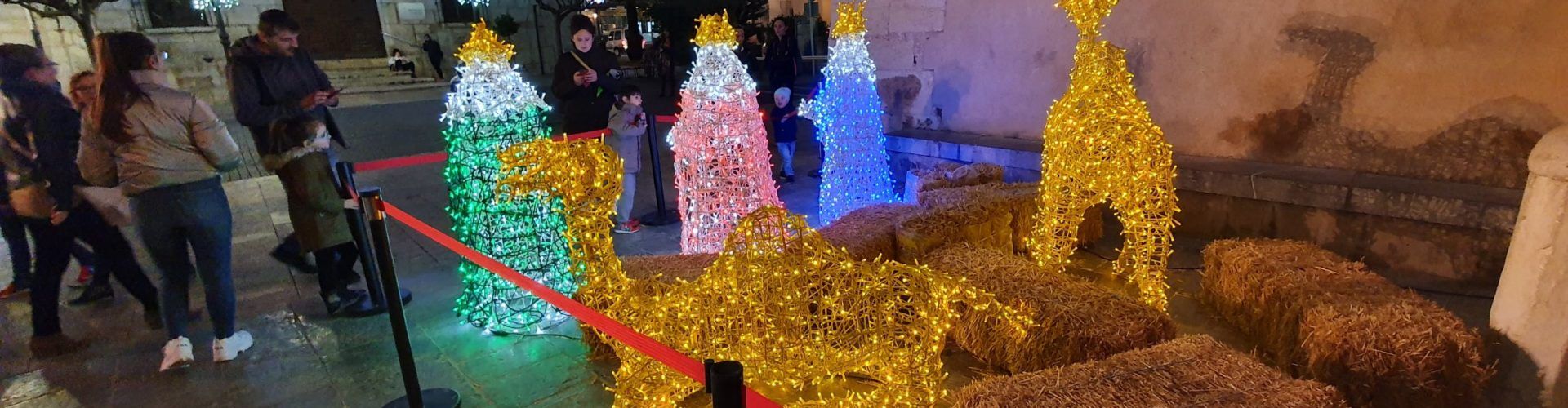 Els Reis d’Orient il·luminen les festes a Vinaròs