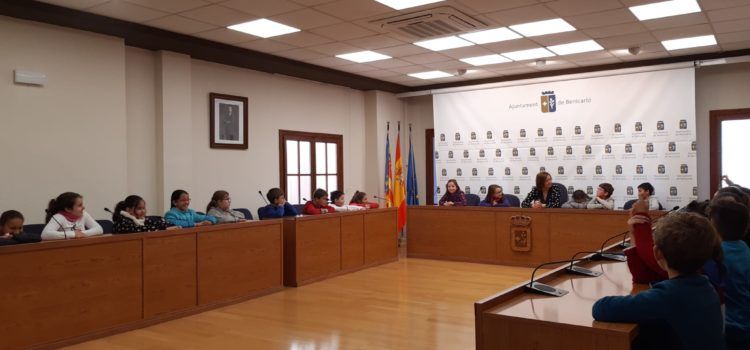 Visita a l’Ajuntament de Benicarló d’alumnes CEIP Eduardo Martínez Ródenas