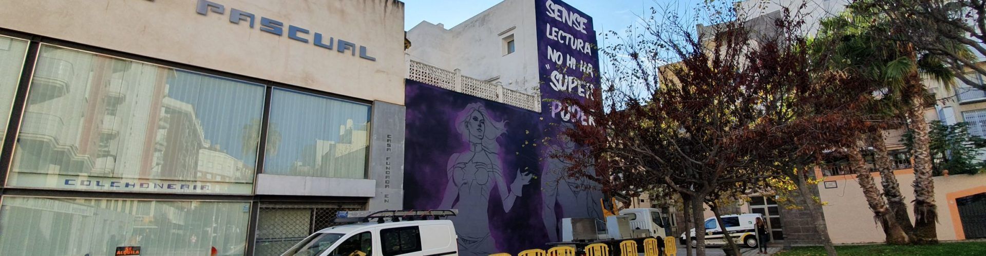 Chile dóna forma a un nou mural a Vinaròs
