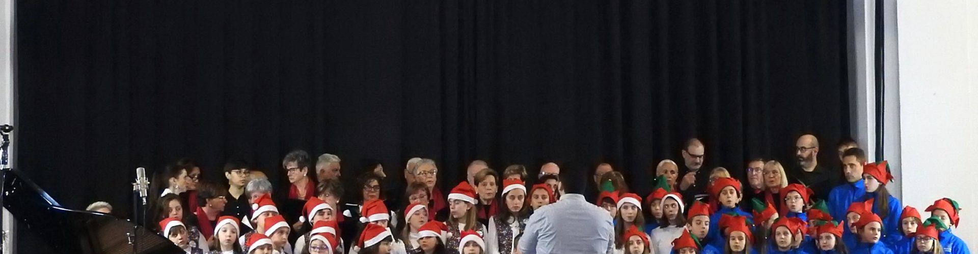 Quatre corals unides en una altra cita musical del Nadal a Vinaròs