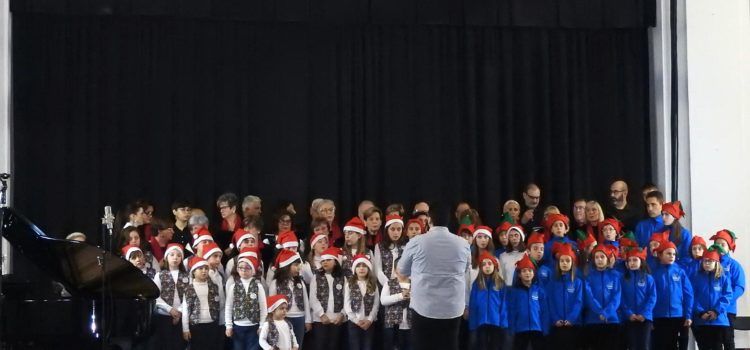 Quatre corals unides en una altra cita musical del Nadal a Vinaròs
