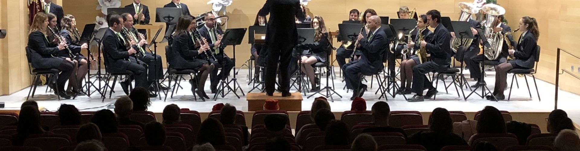 Santa Magdalena celebra el Nadal amb Patge Reial, les Danses i Dolçainers i l’Agrupació Musical