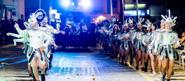 Alcalà-Alcossebre aprova una nova línia d’ajudes econòmiques per a les colles de Carnestoltes