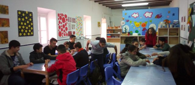 L’IES Joan Coromines de Benicarló visita el MUCBE