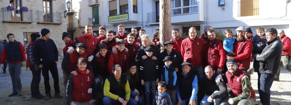 La màgia del foc arriba a Forcall amb la “Santantonà”