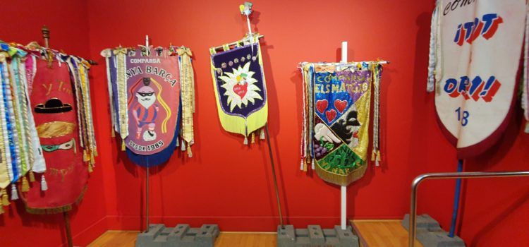 Vídeo i fotos dels estendards del Carnaval de Vinaròs