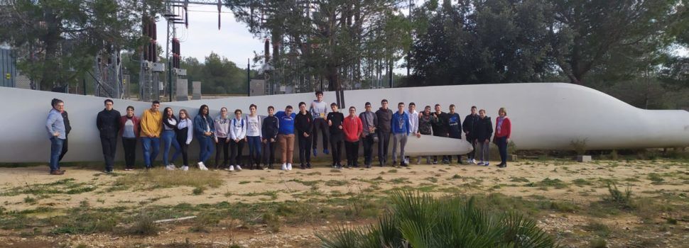 L’IES José Vilaplana de Vinaròs visita la nuclear d’Ascó i el parc eòlic del Perelló