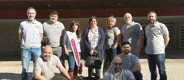 Maestrat Motor Club Benicarló dona un coche teledirigido al Hospital de Vinaròs