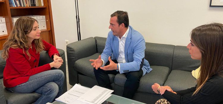 Peníscola insisteix en la sol·licitud d’una base d’ambulàncies per al municipi