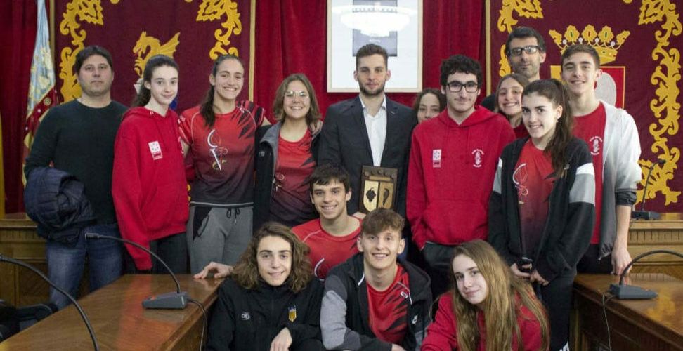 Reconeixement esportiu al nadador del CN Vinaròs David León