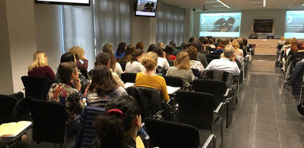 Unes 150 persones participen a la XII Jornada d’Educació Infantil Terres de l’Ebre