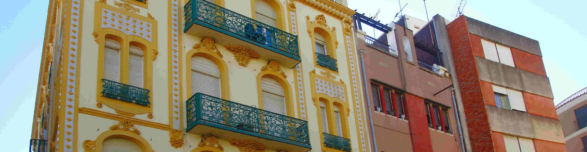 Ben Vist: Modernisme als carrers de Vinaròs
