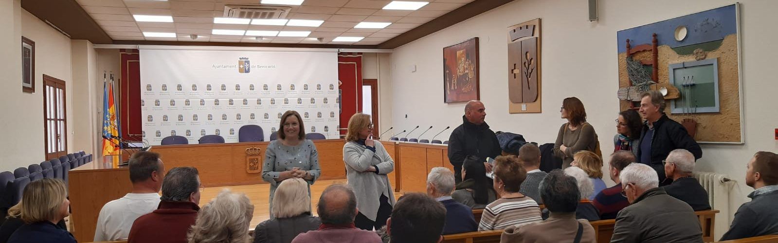 Veïns de la costa nord de Benicarló es reuneixen amb els tècnics