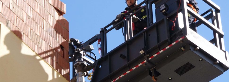 Los bomberos realizan 35 servicios a causa del viento