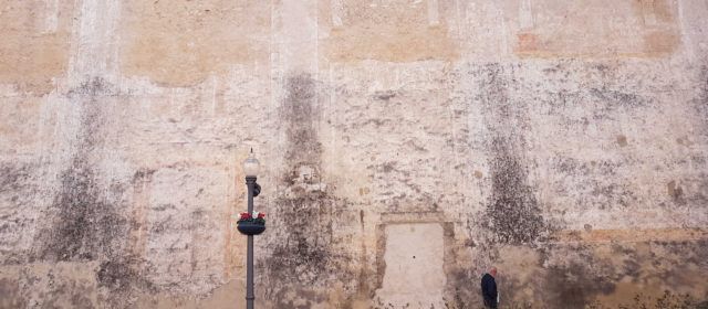 El Consell insta a que el obispado restaure la fachada de la Arciprestal de Vinaròs 