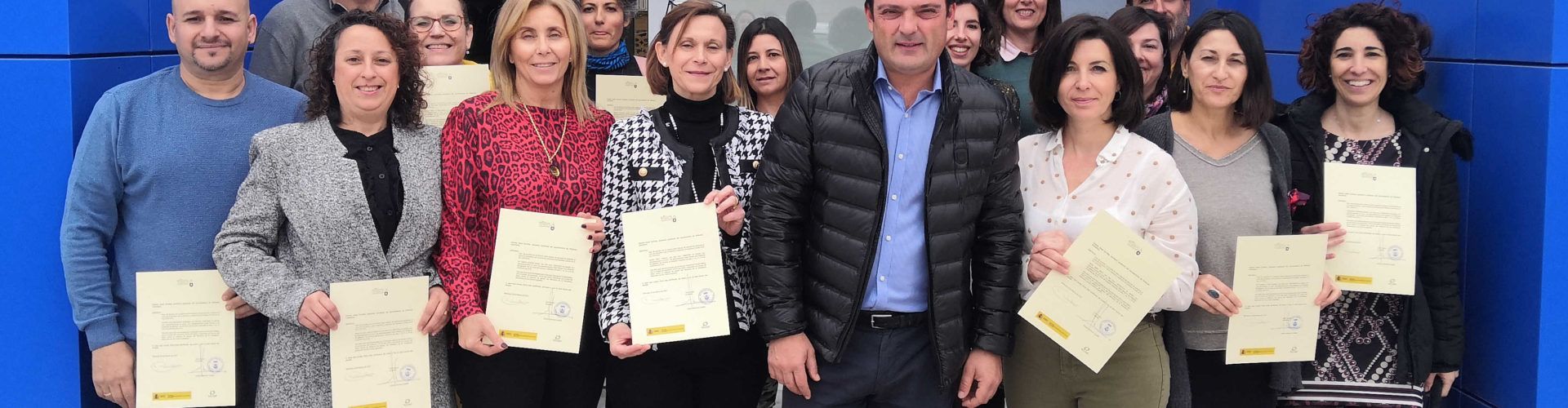Peníscola entrega els diplomes de “La administración local frente a la violencia de género” al personal de l’Ajuntament