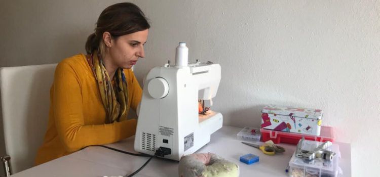 L’Ajuntament d’Alcanar crea una iniciativa per a elaborar mascaretes homologades per al coronavirus