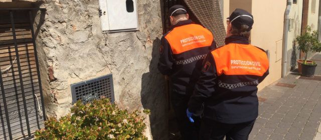 Voluntaris de Protecció Civil de la Diputació reparteixen medicaments a domicili a malalts oncològics