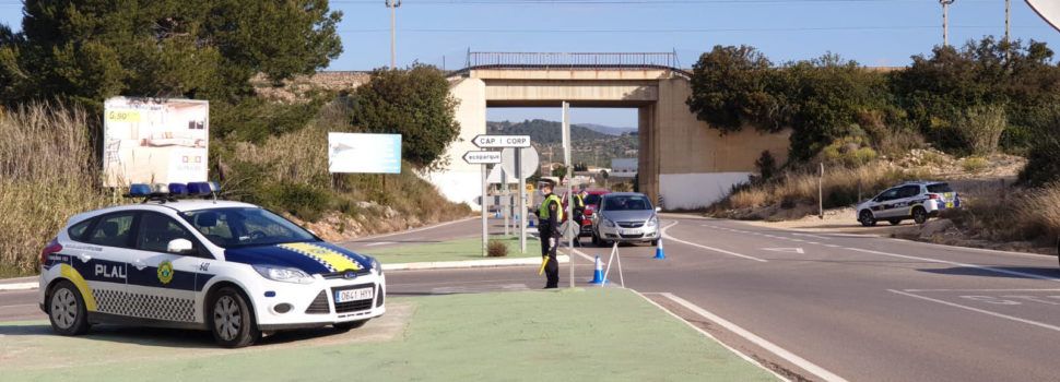 La Policia Local d’Alcalà-Alcossebre identifica a 400 persones i tramita 15 denúncies per incomplir el confinament
