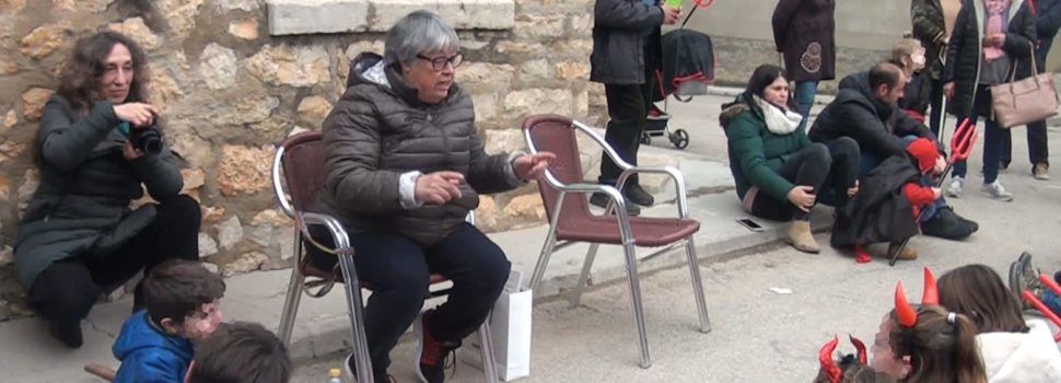 Contes contra la soledat i l’avorriment a Tírig