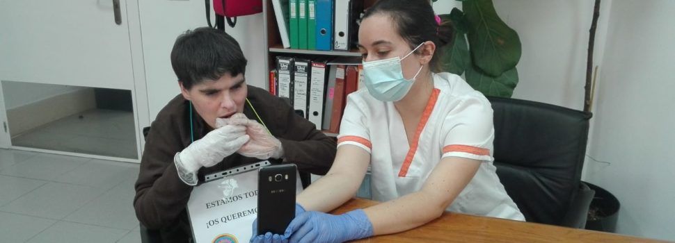 La Residència El Collet de Benicarló fomenta el contacte dels usuaris amb els seus familiars