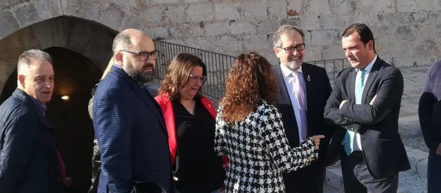 Andrés Martínez propone a la Diputación Provincial colaboración para reforzar al Castillo de Peñíscola 