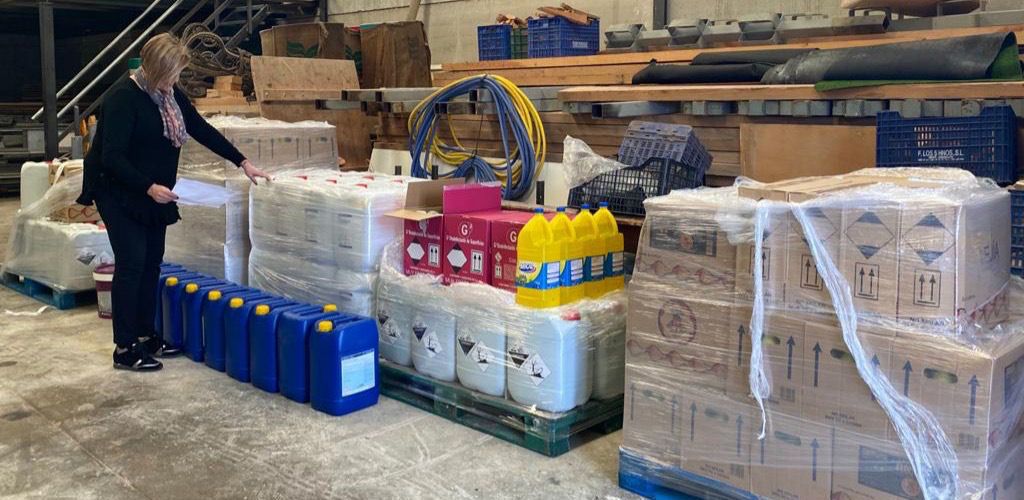 Càlig adquireix material de prevenció i desinfecció