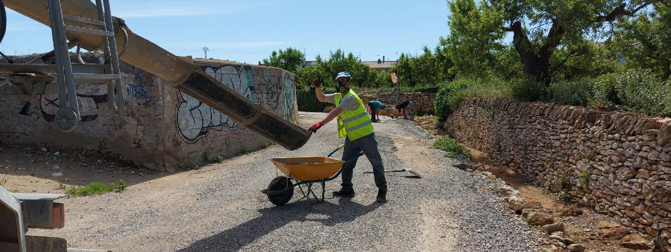 Continuen les actuacions de millora en diversos camins del terme de Càlig
