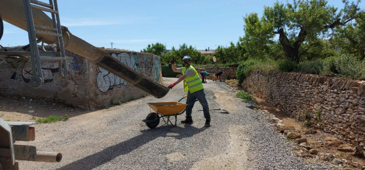 Continuen les actuacions de millora en diversos camins del terme de Càlig