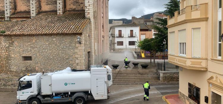 Santa Magdalena segueix amb la desinfecció i neteja viària en la seua lluita contra el Covid-19