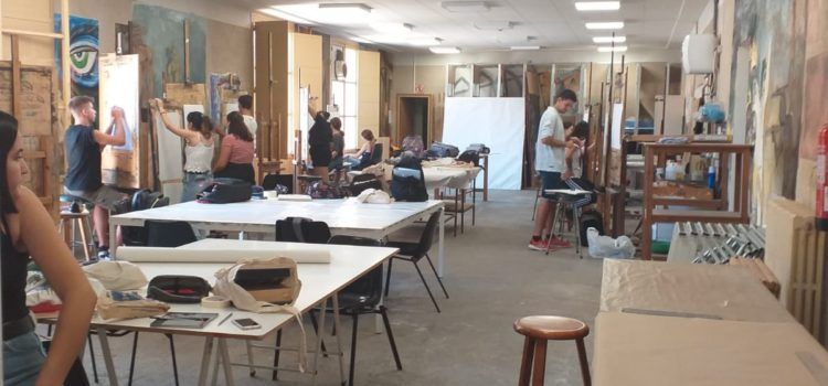 L’Escola d’Art de la Diputació a Tortosa cerca professionals que vulguin impartir cursos de curta durada per al curs 2020-21 