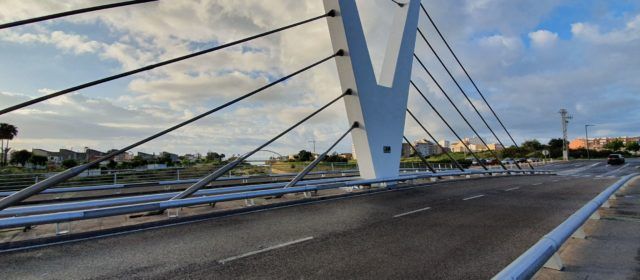 Vinaròs pinta los emblemáticos puentes del último tramo del Cervol
