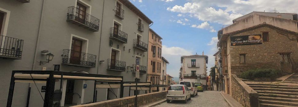 Morella prepara l’obertura de serveis i comerços